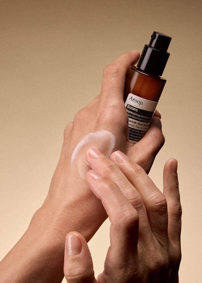 Aesop // Solais Replenishing Hand Serum / 30mL Beauty Aēsop 