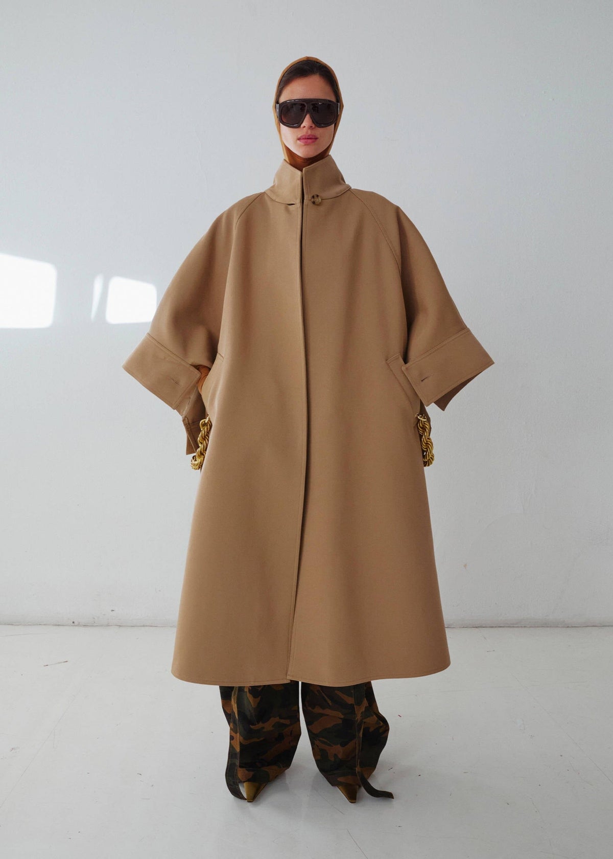 Darkpark // Nat Long Oversize Cape Coat / Beige - Seletti