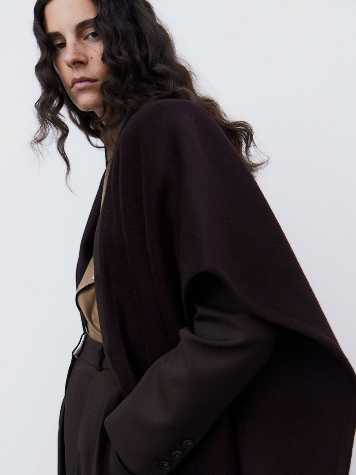 Verina Cape / Aubergine Womens Frankie Shop 